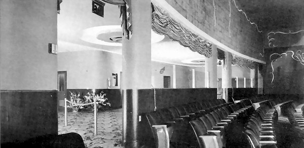 Woods 6 - Auditorium (newer photo)